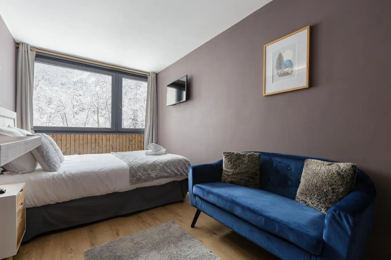 Beautiful Mountain View Studio By The Lake Chamonix Apartment